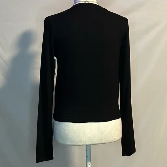 Tops/T-Shirts/Tanks👚 - 2 for $20 or 3 for $30 (Mix & Match) - Picture 2 of 5